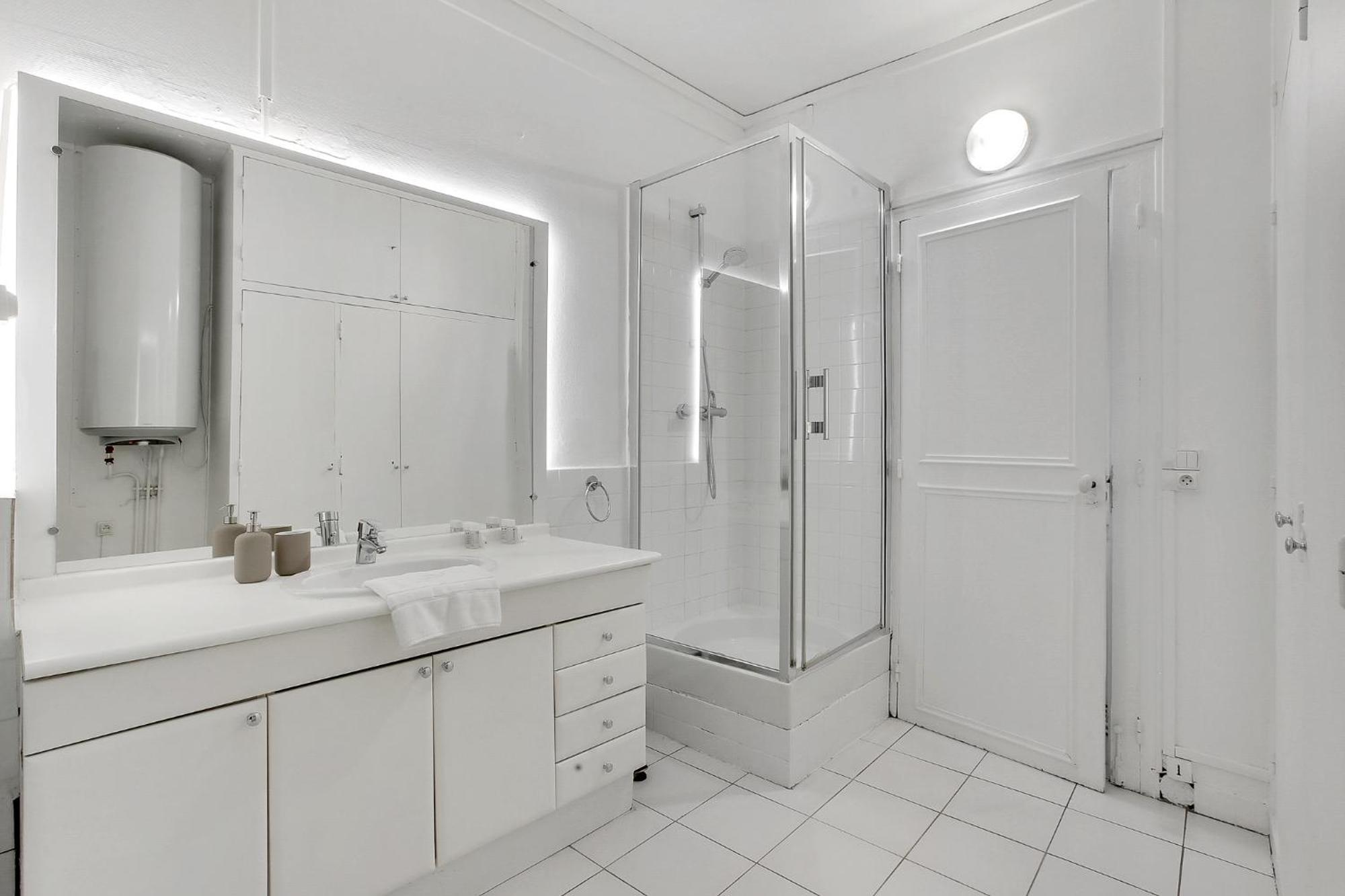 Elegance & Confort A Deux Pas De La Madeleine Apartment *